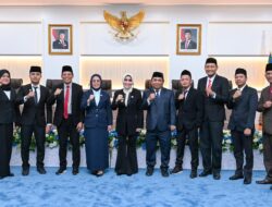Lantik Pejabat Administrator dan Fungsional, Sekprov Sulteng Novalina Dorong Kolaborasi Birokrasi